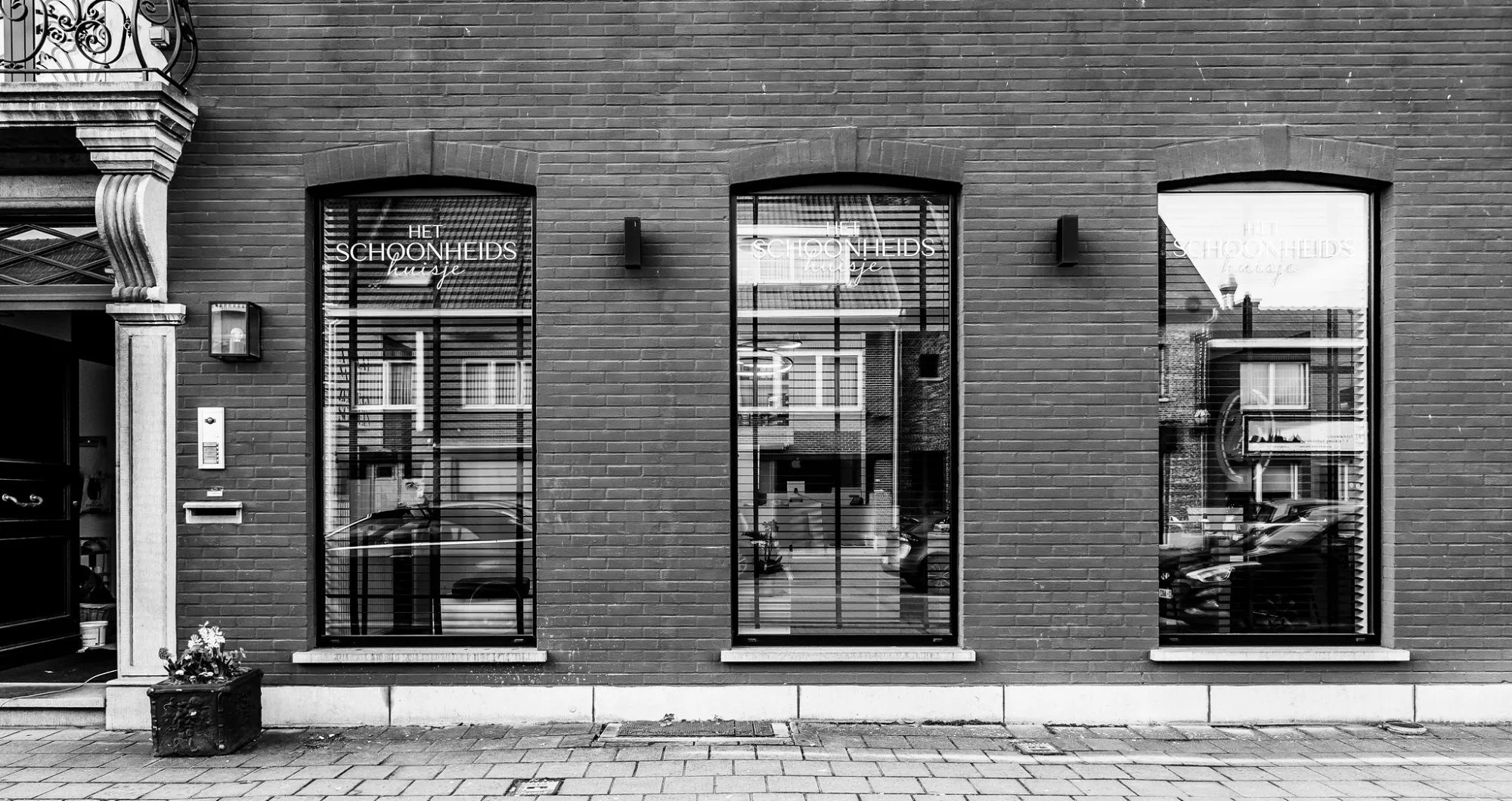 BRITT, inrichting schoonheidsinstituut, 's-Gravenwezel